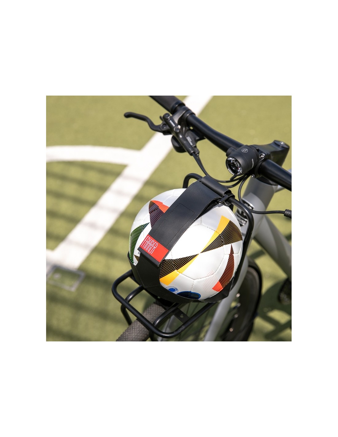 Fahrrad-Ballhalter KICKER von FAHRER... Fahrrad-Ballhalter KICKER von FAHRER...