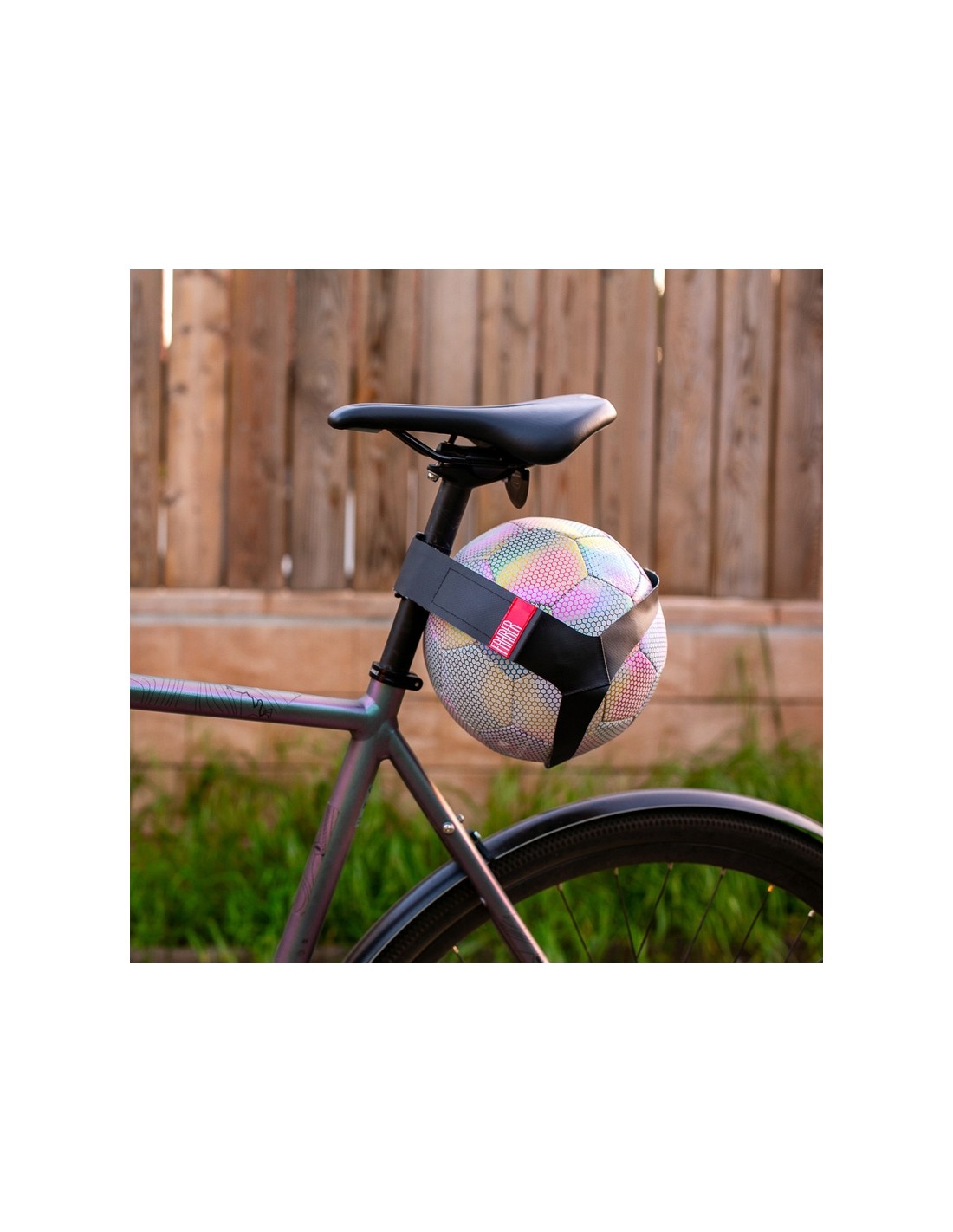 Fahrrad-Ballhalter KICKER von FAHRER... Fahrrad-Ballhalter KICKER von FAHRER...