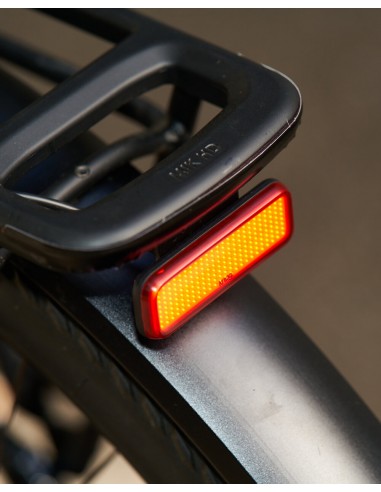 Knog Feu arrière Blinder E RH 50 montage sur porte-bagages 50 et 80mm