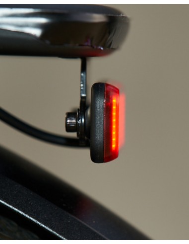 Knog Feu arrière Blinder E RH 50 montage sur porte-bagages 50 et 80mm